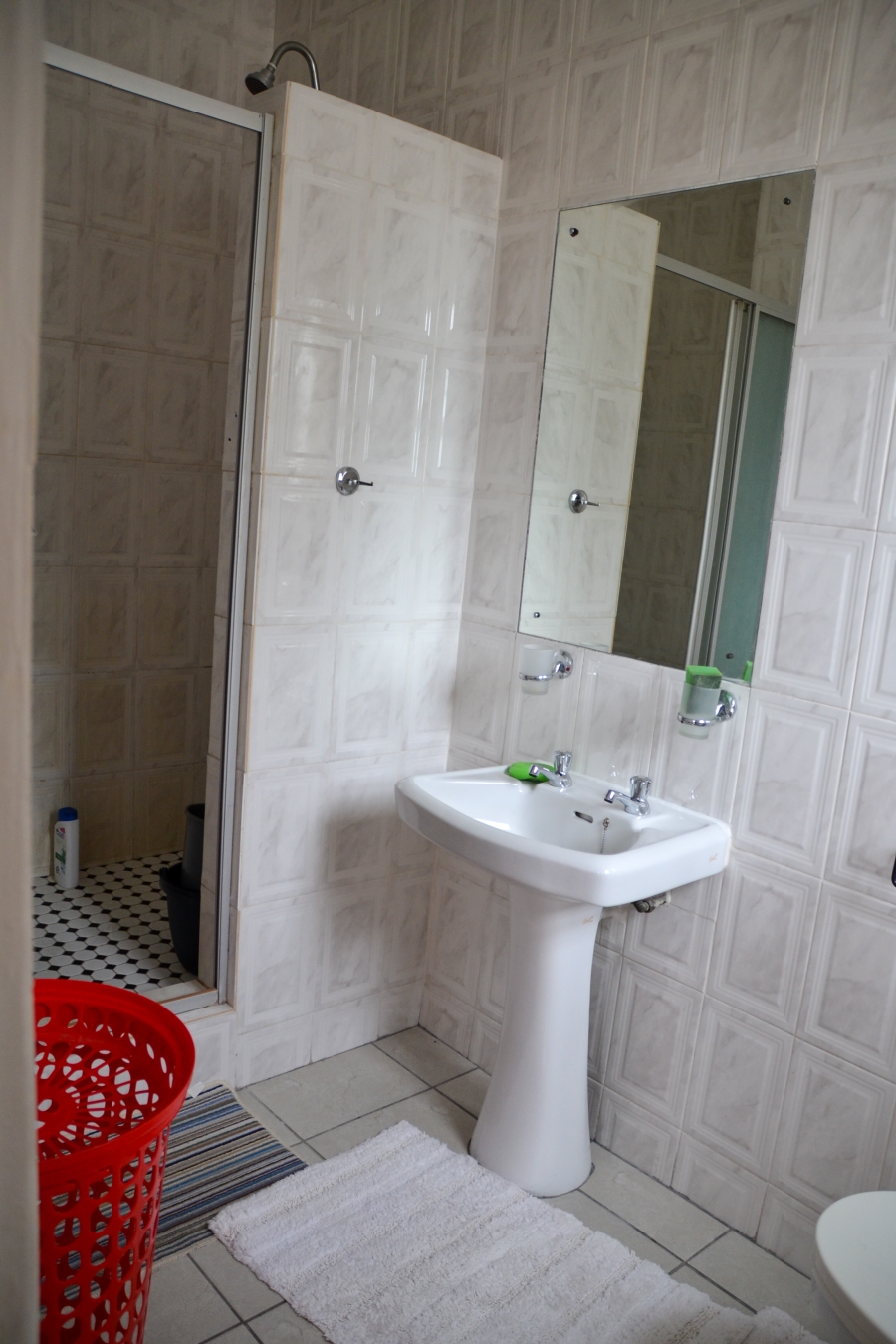 4 Bedroom Property for Sale in Rondebosch East Western Cape